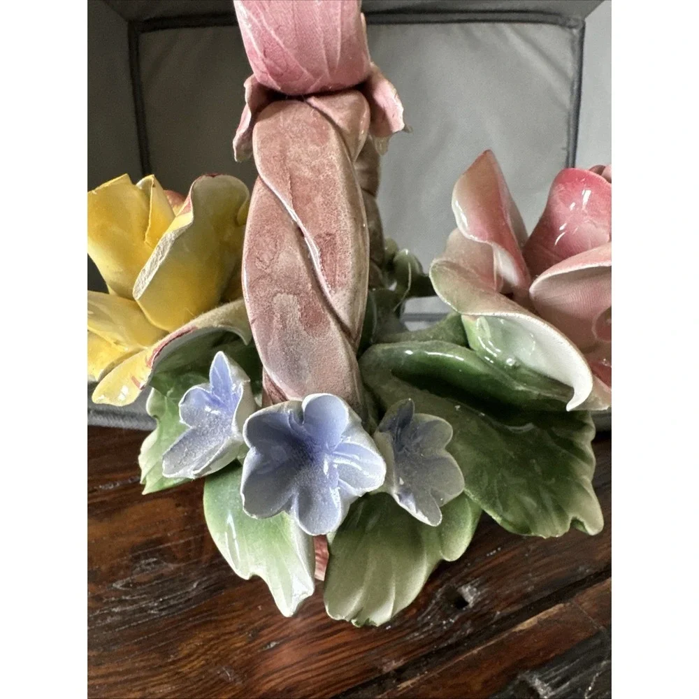 Vintage 1980s Capodimonte Italian‎ Porcelain Flower Basket Pink Yellow